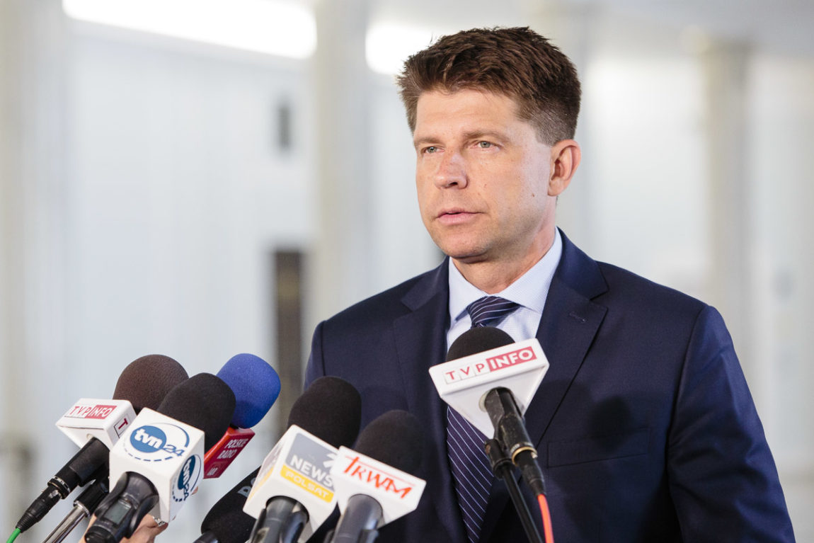 PiS zadłuża najszybciej ze wszystkich rządów