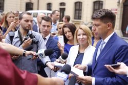 Ryszard Petru w Legnicy, Nowej Soli i Głogowie. Na legnickim rynku lider Nowoczesnej wskazał, kim są „Misiewicze” w KGHM