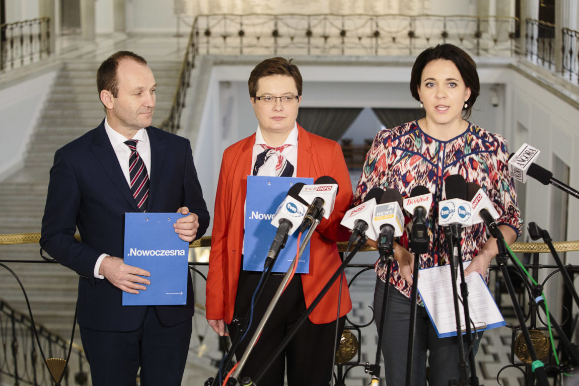 Bronimy edukacji przed proponowanym przez PiS chaosem