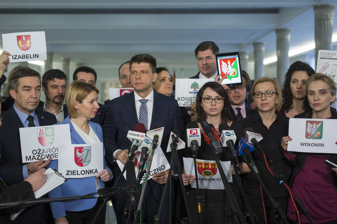 #NicONasBezNas: posłowie Nowoczesnej w podwarszawskich gminach o ustroju Warszawy