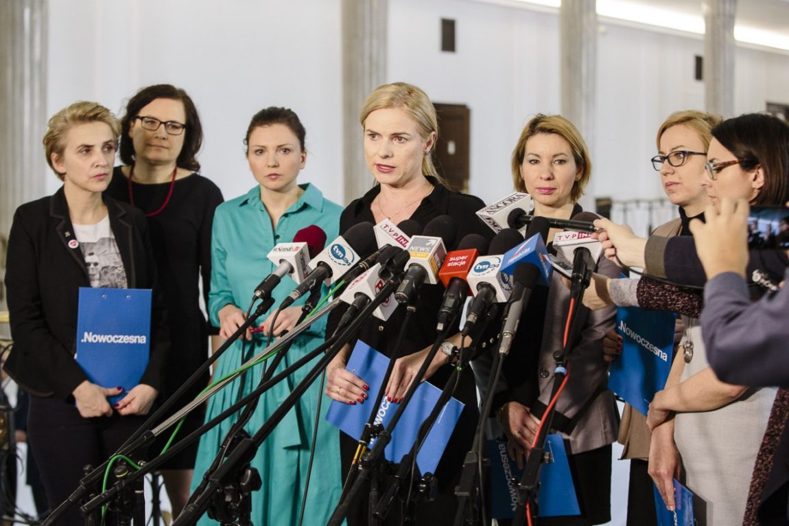 Posłanki Nowoczesnej oburzone słowami ministra zdrowia o pigułce „dzień po” dla zgwałconej kobiety