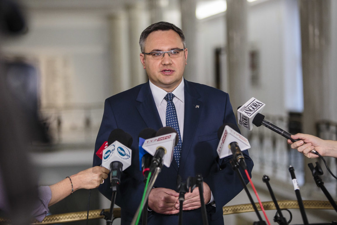 Nowoczesna zwraca się do prokuratury: Czy zarząd PKP S.A. działał na szkodę spółki?