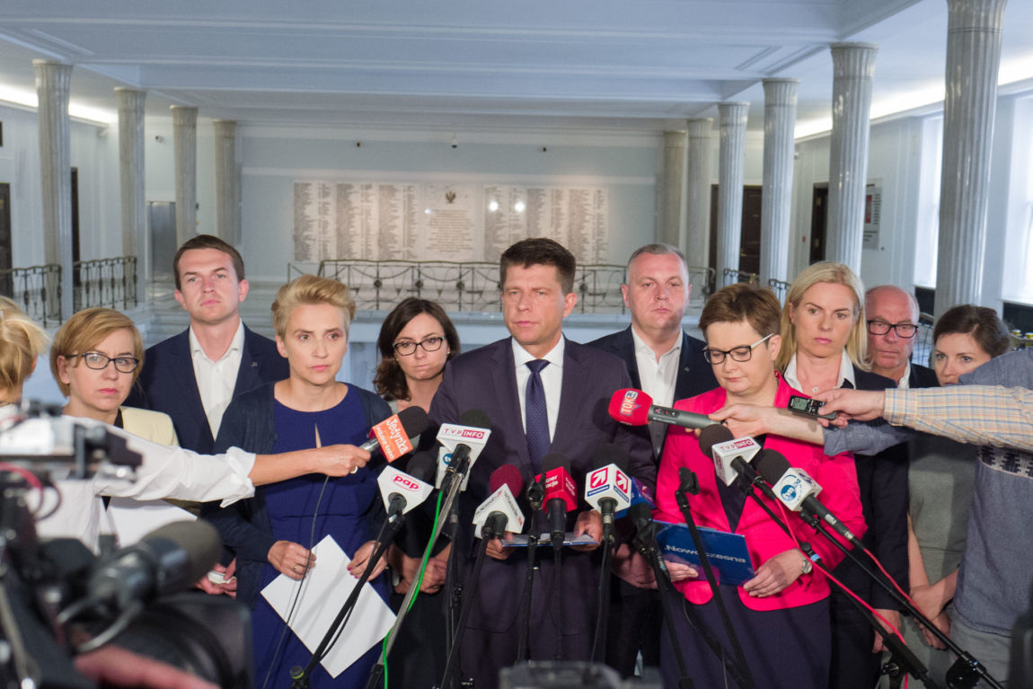 Nowoczesna apeluje o stworzenie Frontu Demokratycznego