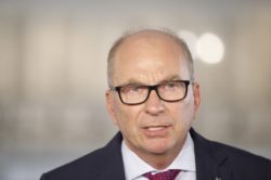 Temat nagród dla ministrów nie jest zamknięty. To początek końca PiS!