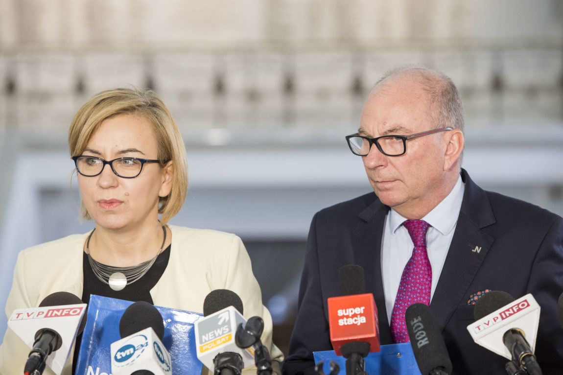 Nowoczesna ma kompromisowy projekt ws. handlu w niedzielę.