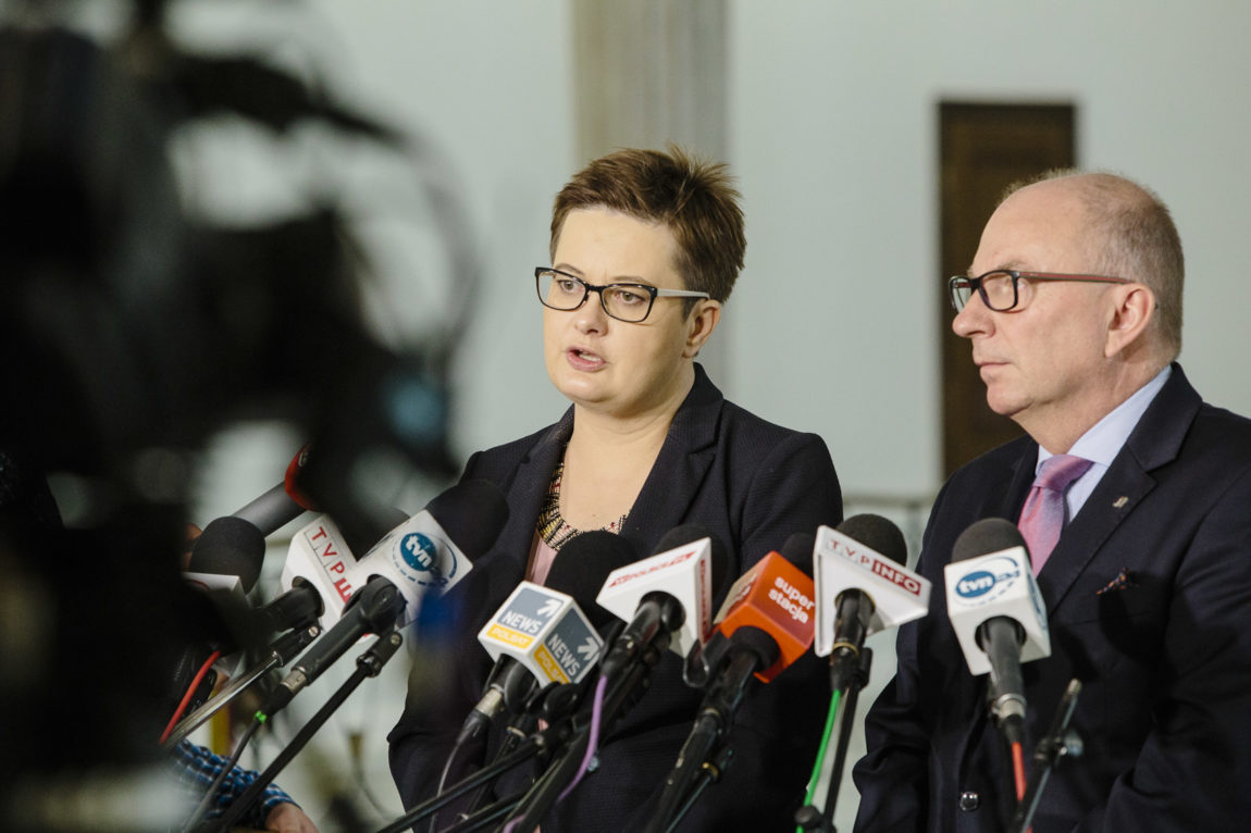 PiS chce lustrować majątki Polaków – konferencja posłów Nowoczesnej