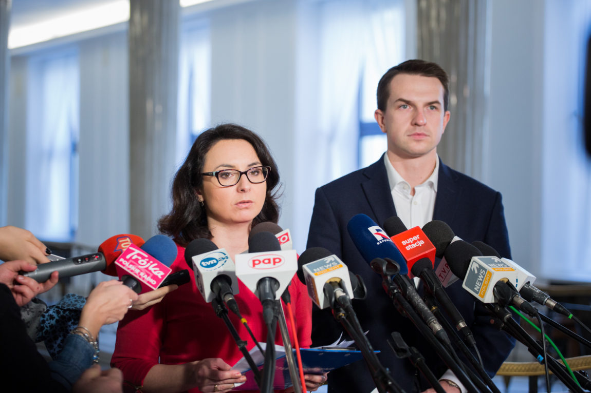 Gasiuk-Pihowicz: uruchamiamy specjalny adres mailowy, pod którym każdy może zgłaszać zachowania antysemickie.