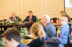 Nowoczesna chce waluty euro w Polsce. 18 kwietnia debata sejmowa